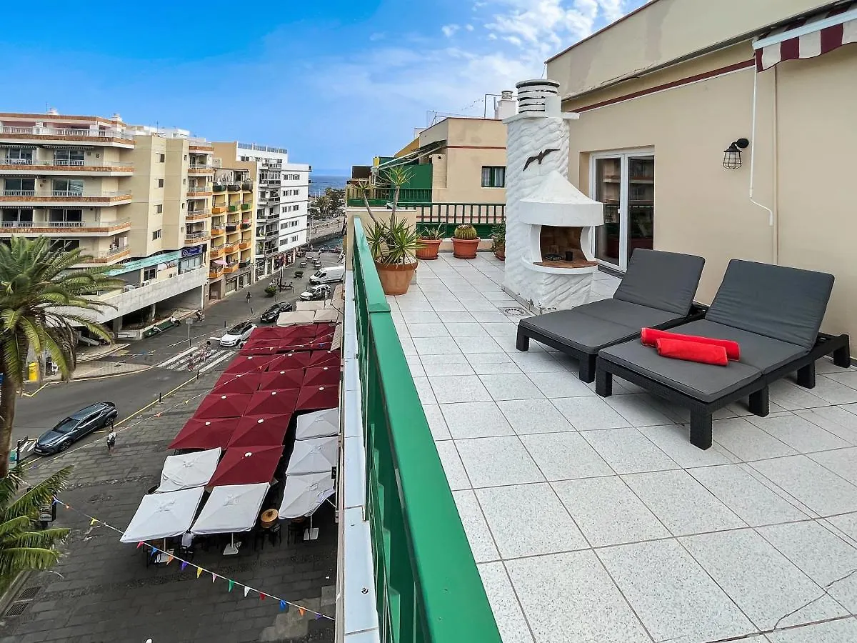 Apartmán Large Penthouse With Sunny Terrace Puerto de la Cruz  0*, Puerto de la Cruz (Tenerife)