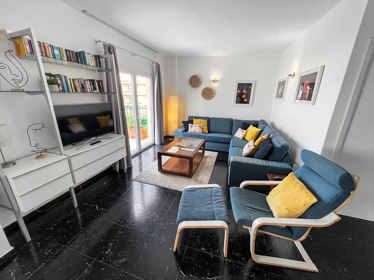 Apartmán Large Penthouse With Sunny Terrace Puerto de la Cruz  0*, Puerto de la Cruz (Tenerife) Španělsko