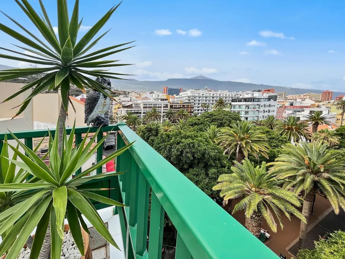 Apartmán Large Penthouse With Sunny Terrace Puerto de la Cruz  0*, Puerto de la Cruz (Tenerife) Španělsko